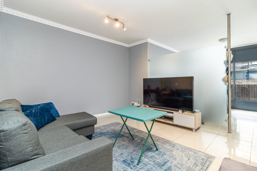 1 Bedroom Property for Sale in Observatory Western Cape